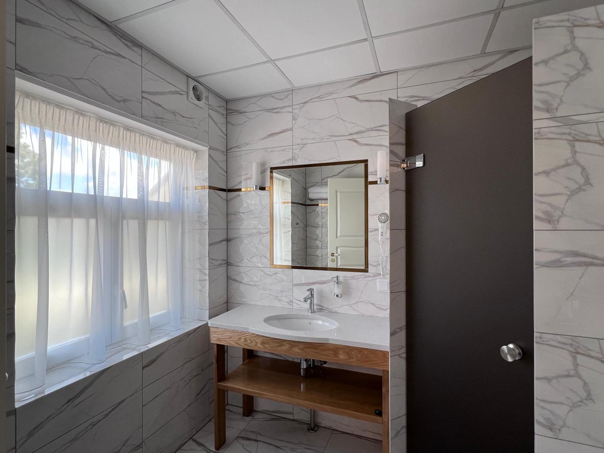 Raenduri Guesthouse Voru Ngoại thất bức ảnh