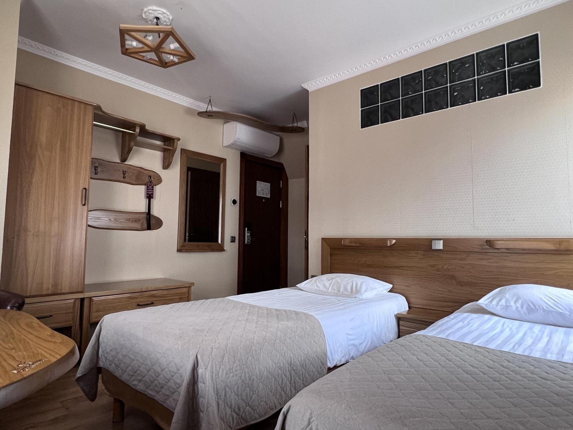 Raenduri Guesthouse Voru Ngoại thất bức ảnh