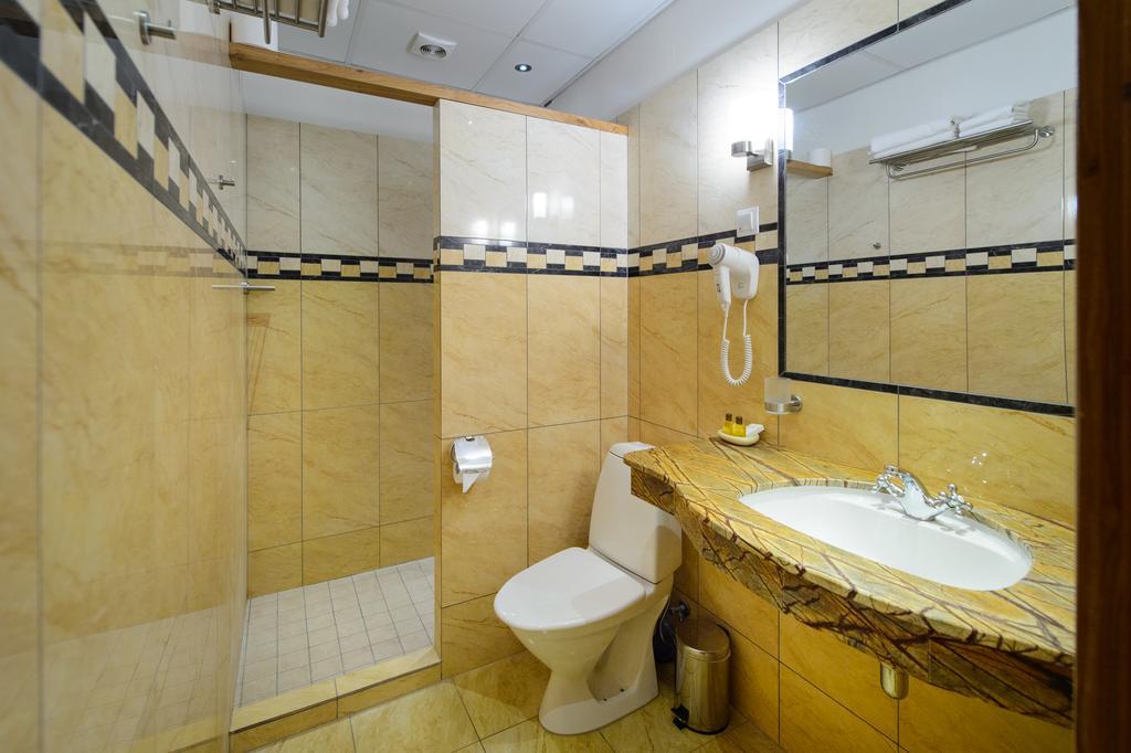 Raenduri Guesthouse Voru Ngoại thất bức ảnh